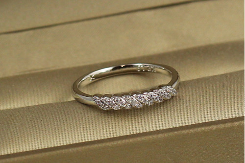 Кільце Xuping Jewelry Твіст р 18 сріблясте