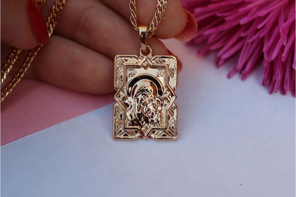 Ладанка Xuping Jewelry с уголками по бокам 2 см золотистая