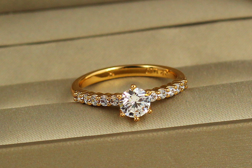 Кольцо Xuping Jewelry Аврора р 20 золотистое