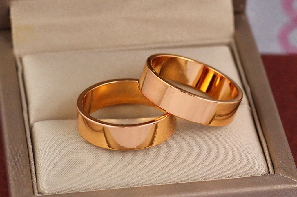 Обручка Xuping Jewelry американка 6 мм р 23 золотиста