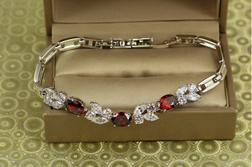 Браслет Xuping Jewelry Зіркопад з червоними каменями 21,5 см сріблястий
