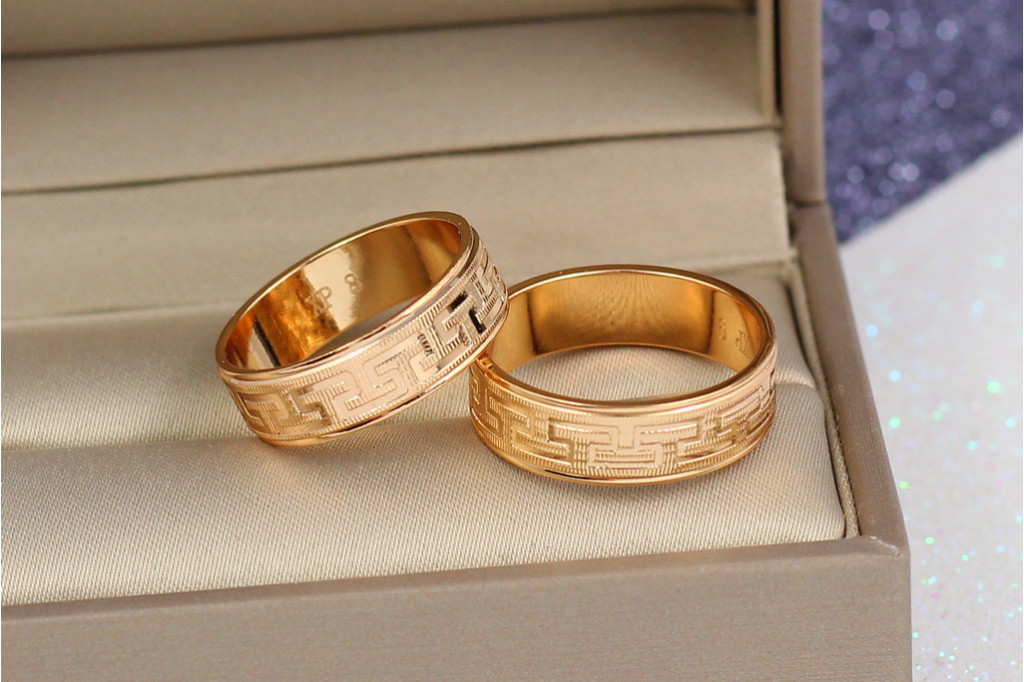 Обручка Xuping Jewelry гранований малюнок грецький візерунок 8 мм р 16,17,18 золотиста 19