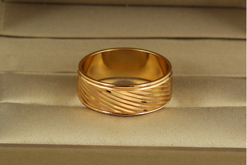 Обручка Xuping Jewelry малюнок коса смужка 8 мм р 16,17,18,22 золотиста 22