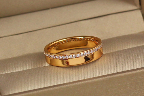 Обручка Xuping Jewelry американка з каменями по колу 5 мм 16,17,18,19,20,21 золотиста 21