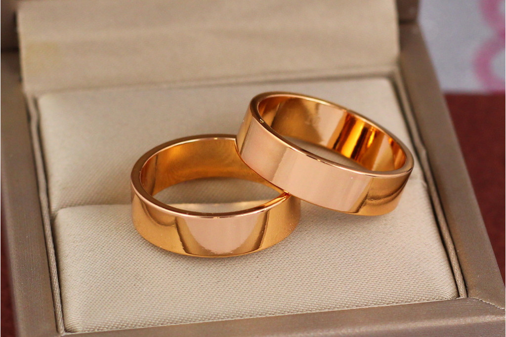 Обручка Xuping Jewelry американка 6 мм 16,17,18,19,20,21,22,23 золотиста 20