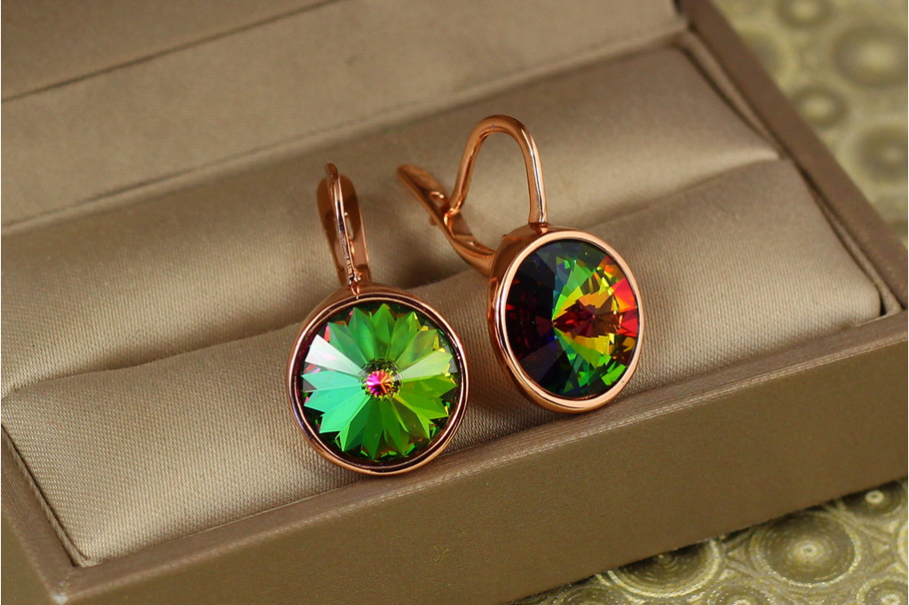 Сережки Xuping Jewelry камені Сваровскі зелені в обідку 2,5 см золотисті