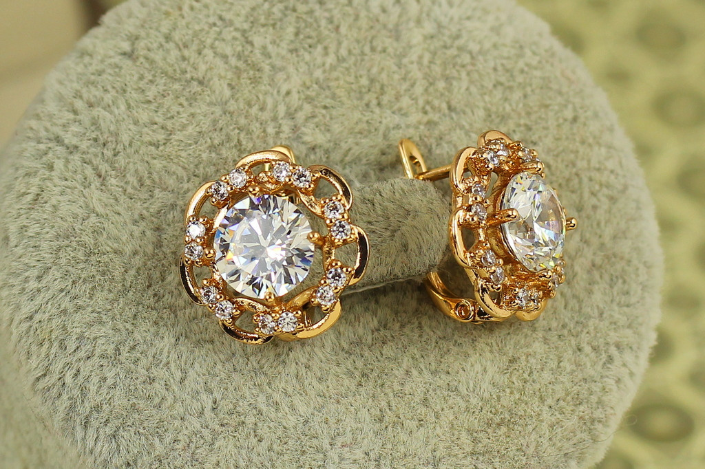Сережки Xuping Jewelry Амелія 1.5 см золотисті