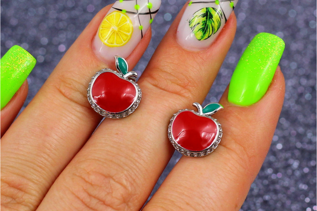 Серьги гвоздики Xuping Jewelry  красные яблочки 1,3 см серебристые