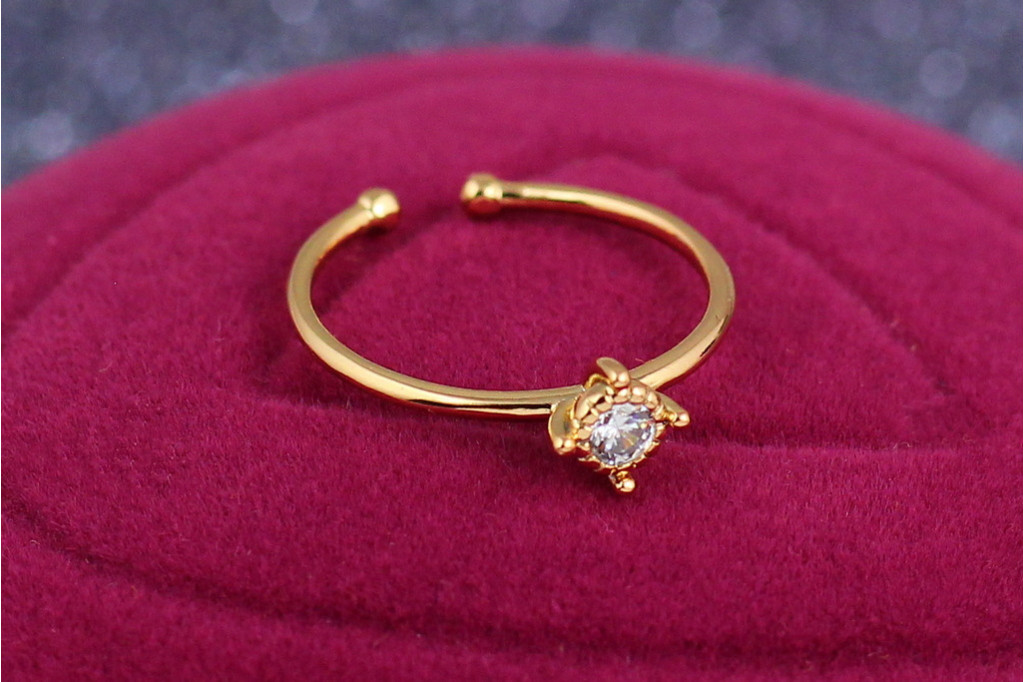 Кольцо Xuping Jewelry детское раздвижное с камнем 3 мм  р 14 и больше золотистое